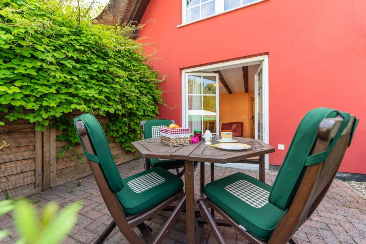 Landhaus Lorenz Middelhagen Exteriör bild
